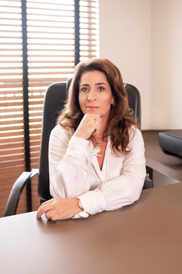 Roxana Lourenço Borges - Advogada especialista em Direito Civil e Trabalhista
